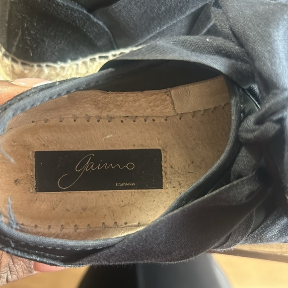 Elegant Black Espadrille Sneakers - Picture 6 of 6